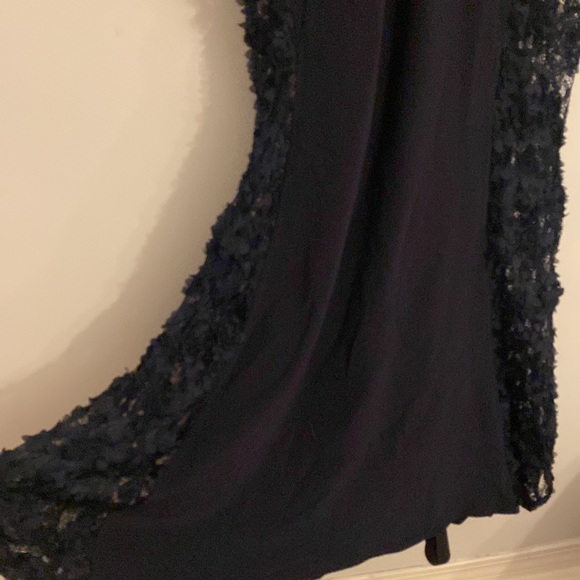 Stunning Betsy and Adam gown - Picture 4 of 5